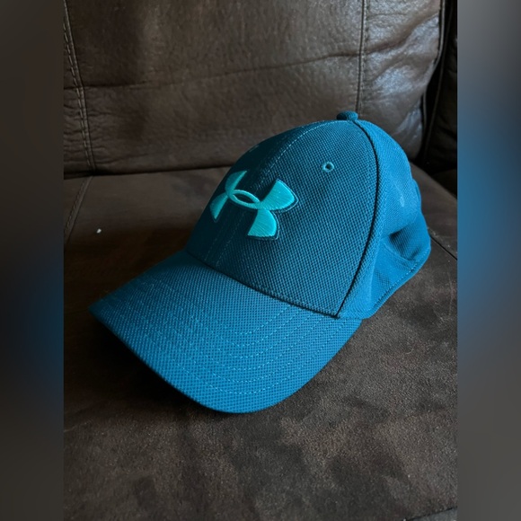 Men’s Stretch Fitted Under Armour Hat - Picture 1 of 2